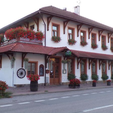 Penzion Restaurace U Helferu Libun Luaran gambar