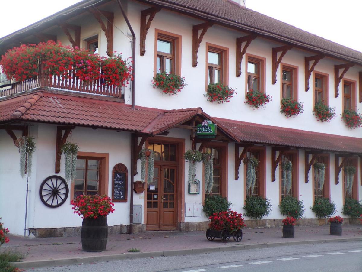 Penzion Restaurace U Helferu Libun Luaran gambar